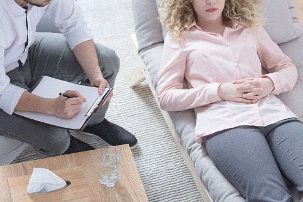 what is hypnosis psychology