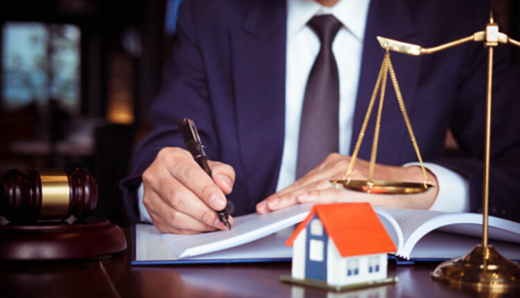 real estate lawyer