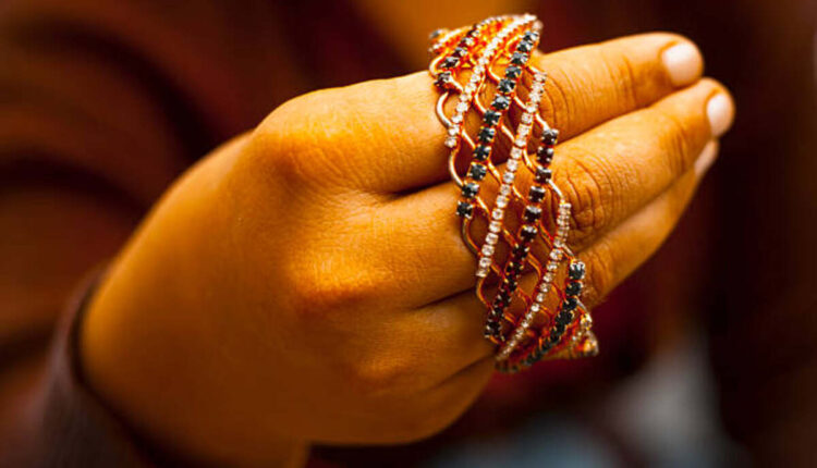 Two Stories About the Bangle Makers