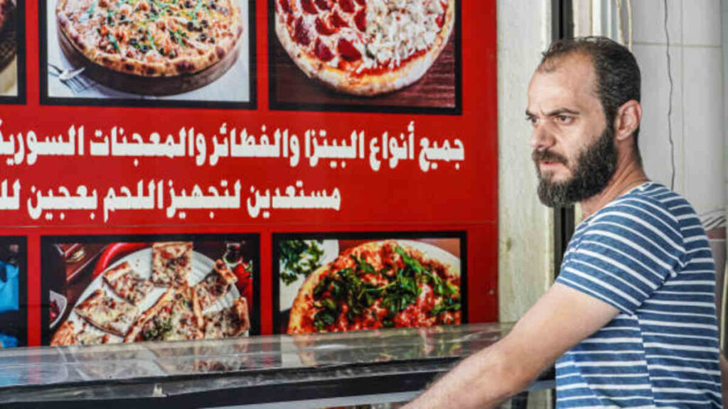 Discovering the Local Pizza Joint